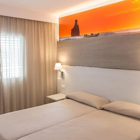 Typic Art Hotel 2*